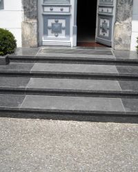 Steel Grey mit Auftritt sandgestrahlt